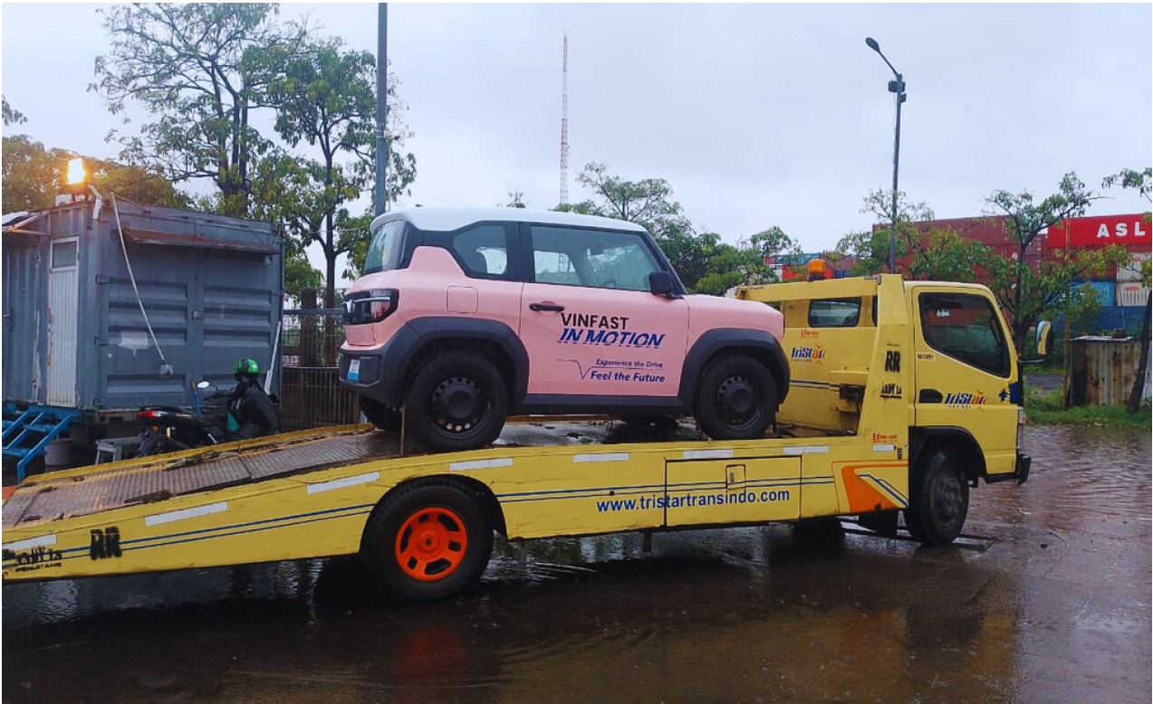 Armada Towing Flatbed PT Tristar Transindo Dukung Perkembangan Industri Otomotif
